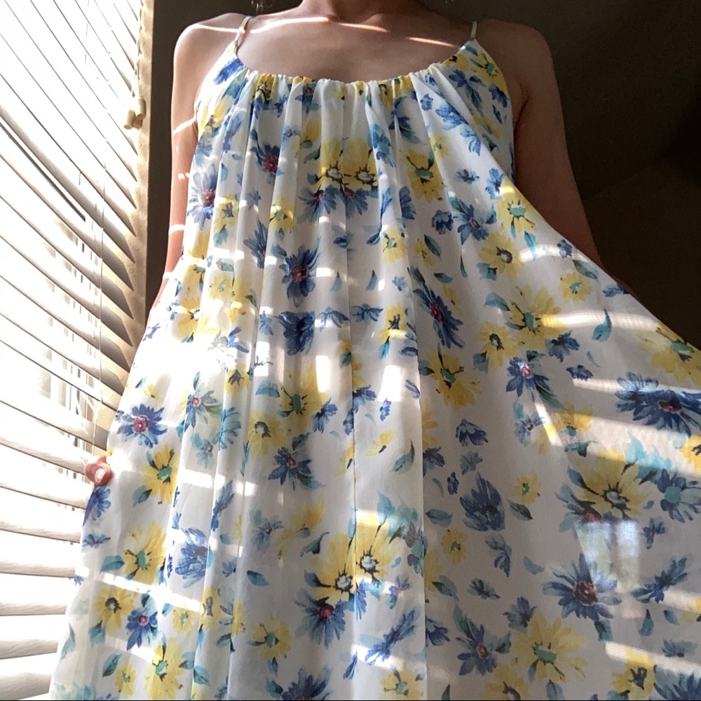 Floral Philosophy dress size Medium!